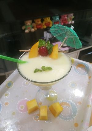 A picture of Mango shake.