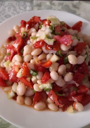 Una foto de Ensalada de legumbres
