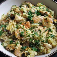 A picture of Seafood Curry Takikomigohan.