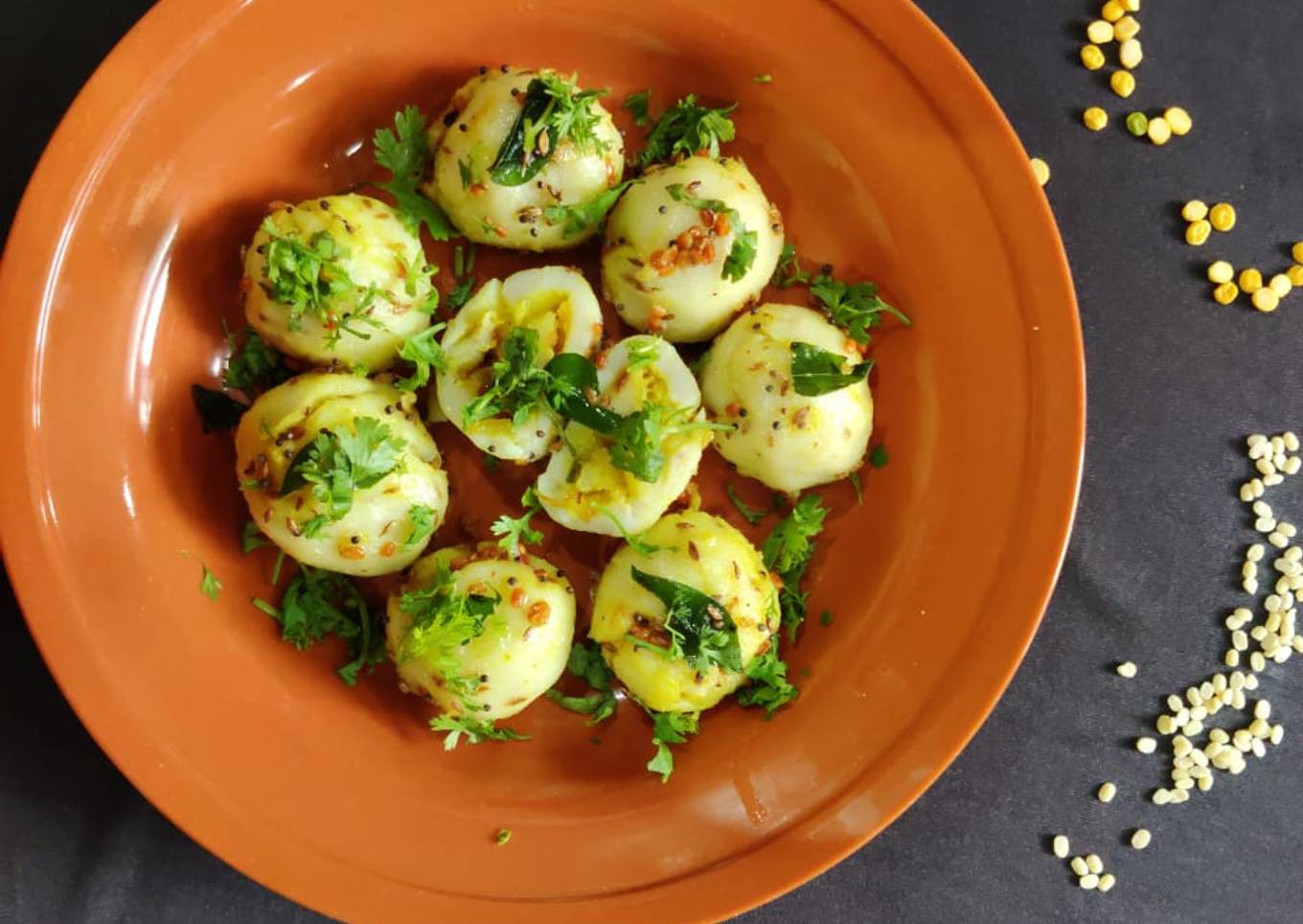 Stuffed rice balls