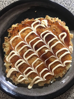 Una foto de Okonomiyaki ~Panqueque Salado Estilo Japonés~