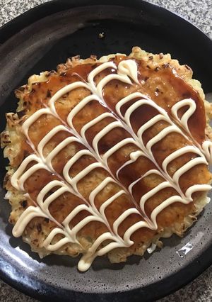 Una foto de Okonomiyaki ~Panqueque Salado Estilo Japonés~