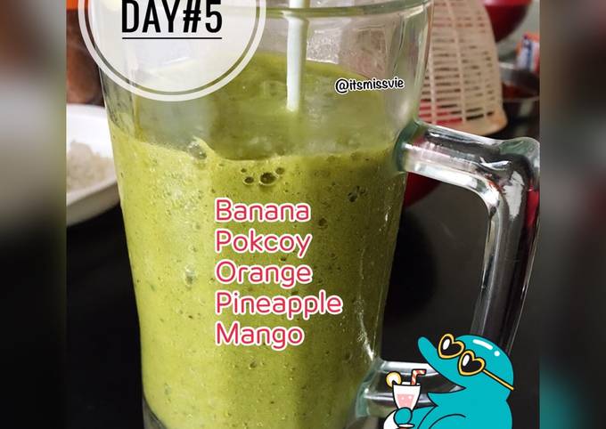 Cara Gampang Menyiapkan Smoothies Sayur yang Lezat