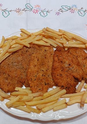 Foto di Cotolette di pollo con panatura saporita