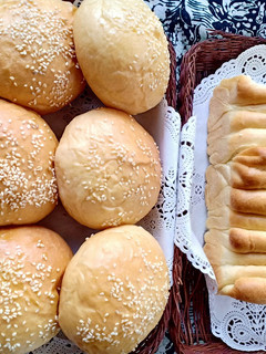 Foto resep Burger Bun, Roti Sisir & Aneka Roti