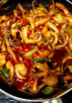 Hình của món Bạch tuột xào cay.