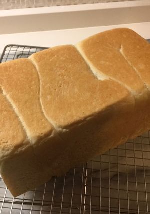 Foto di Pan carré, pain de mie o pullman bread rettangolare