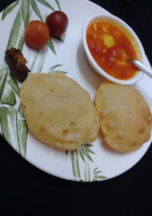 আমপুরি (aampuri recipe in Bengali) রেসিপির প্রধান ছবি