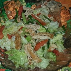 A picture of Chicken BBQ Salad.