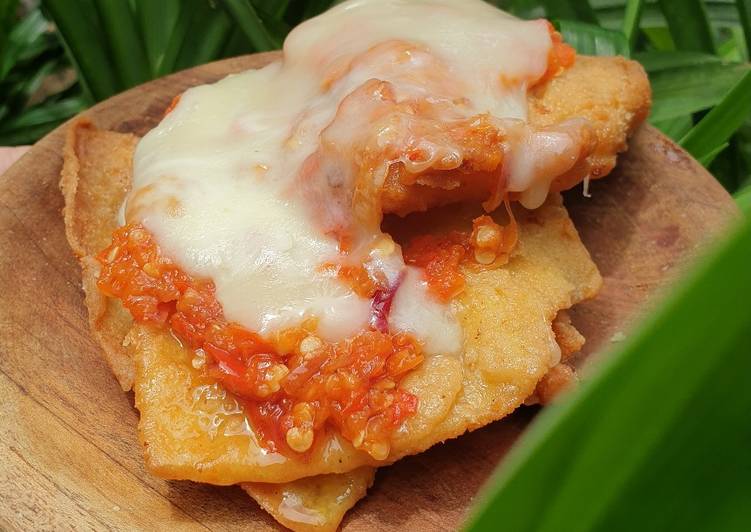 Cara Buat Telur krispy sambal korek with mozarella Praktis