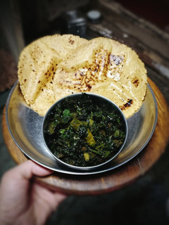 મેથી ની ભાજી અને રીંગણ નું શાક (Methi Bhaji Ringan Nu Shak Recipe In Gujarati) રેસીપી મુખ્ય ફોટો