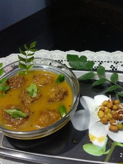 लौकी के कोफ्ते (lauki ke kofte recipe in Hindi) रेसिपी मुख्य फोटो