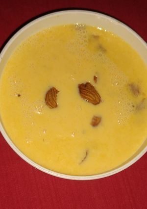 बासुंदी (Basundi recipe in hindi) रेसिपी मुख्य फोटो
