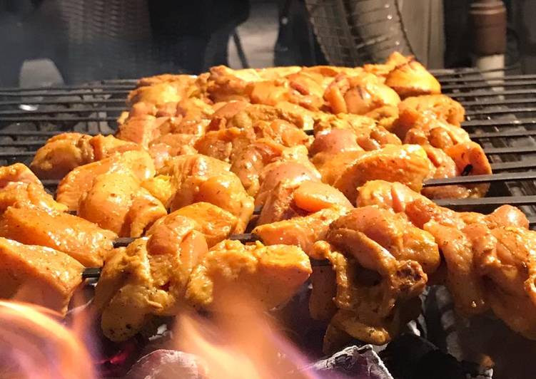 Tikka boti