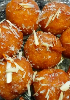 A picture of Gulab jaman.