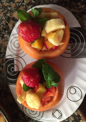 Una foto de Ensalada de frutas en Pomelos