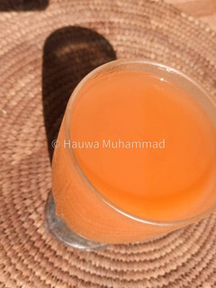 A picture of Carrots and ginger lemonade.