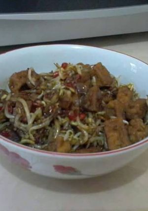 Foto resep Tumis TCP (Tahu-Cambah Pedes)