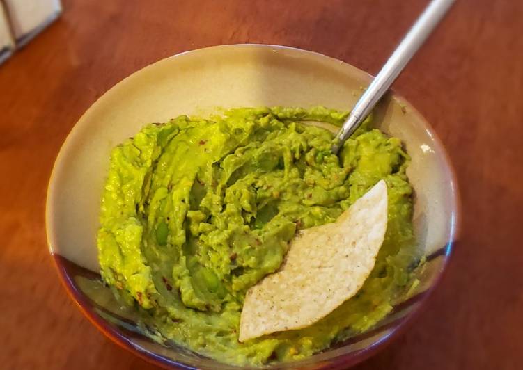 Nicholas &amp; Morgan's Spicy Guacamole