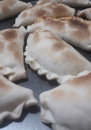 Una foto de Empanadas de jamón y queso