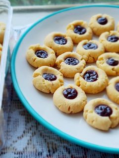 Foto resep Blueberry Thumbprint Cookies