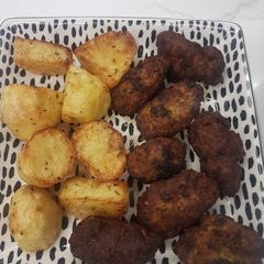 A picture of Meat Balls.