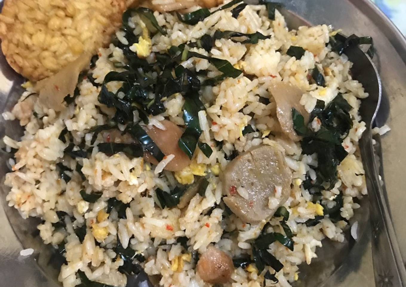 Nasi Goreng Daun Mengkudu