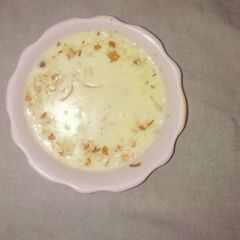 A picture of Satrangi kheer.