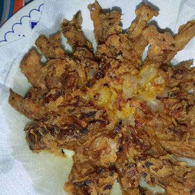 Blooming Onion Cebolla Frita Receta De Hu Lanzi Cookpad