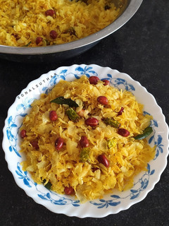 નાયલોન પૌંઆ નો ચેવડો (Naylon poha chivda) રેસીપી મુખ્ય ફોટો