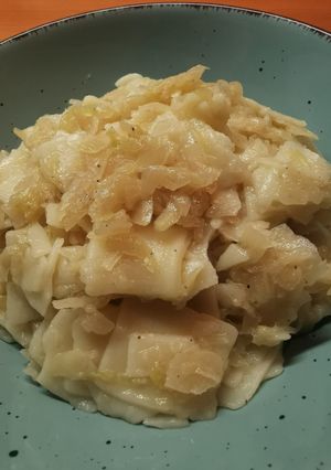 Káposztás tészta recept fotója