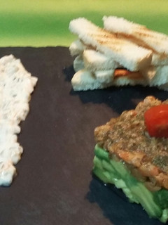 Foto principal de Tartar de aguacates y langostinos marinados