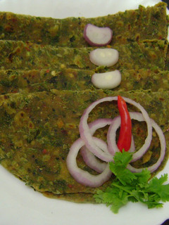 A picture of Coriander Leaves Paratha.
