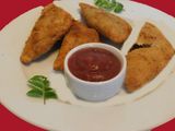 பிரட் சமோசா--உருளை வெங்காயம் சமோசா