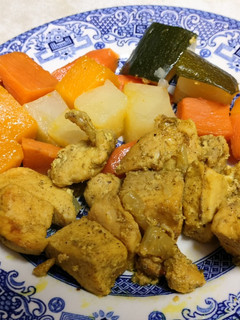 Una foto de Tajín de pollo con verduras cocidas