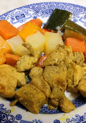 Foto principal de Tajín de pollo con verduras cocidas