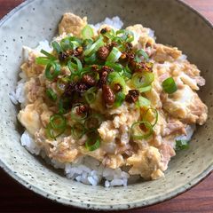 A picture of Super Easy Tuna & Egg Rice Bowl.