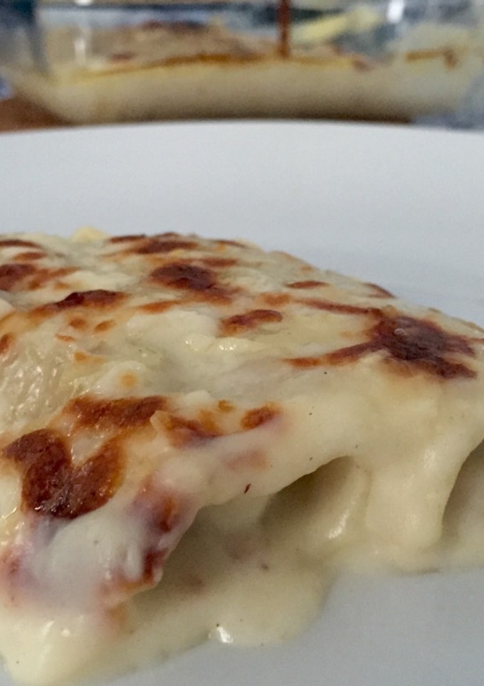 Una foto de Canelones de pollo asado