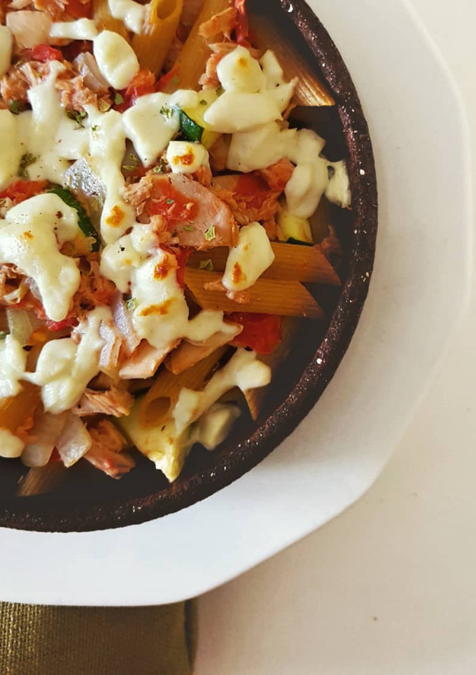 Una foto de Pasta integral con atún🐟