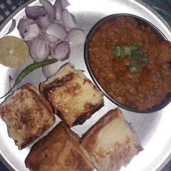 A picture of Pav bhaji.
