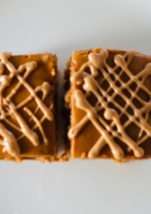 A picture of Biscoff cake.