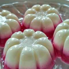 รูปของ Puding Susu Buah Naga