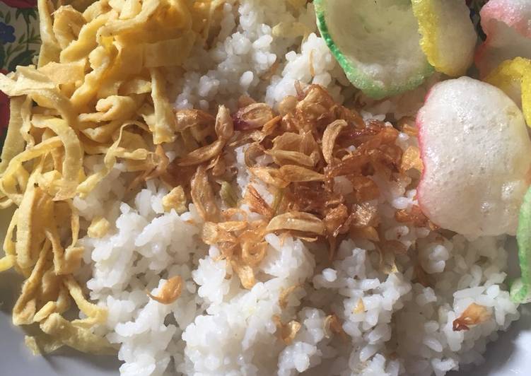 Nasi Uduk Rice Cooker 🍚