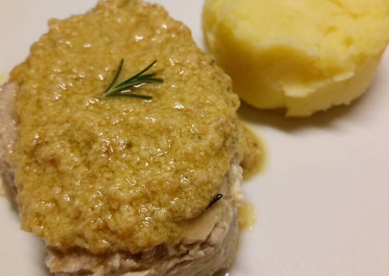 Arrosto al latte aglio e rosmarino pork with garlic and rosemary