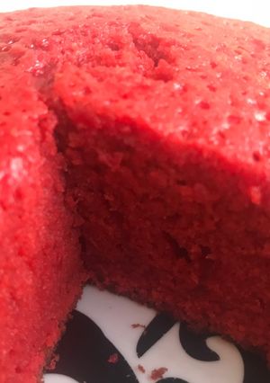 A picture of Red Velvet Cake.
