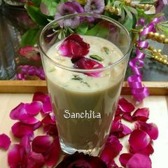 A picture of Rose Almond Thandai.