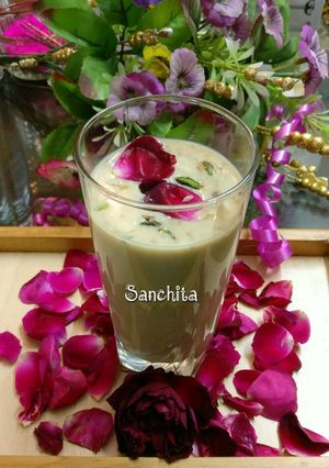 A picture of Rose Almond Thandai.