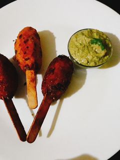 स्पाइसी कॉर्न पॉप स्किल्स रेसिपी मुख्य फोटो