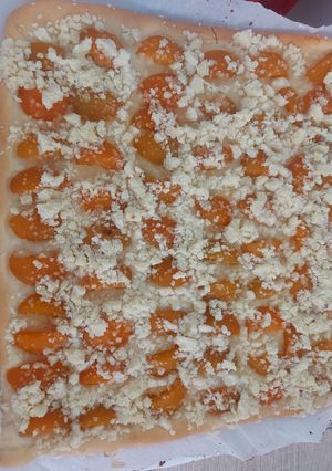 Morzsás barackos lepény recept fotója