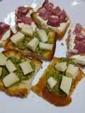 Bruschette di pane rustico